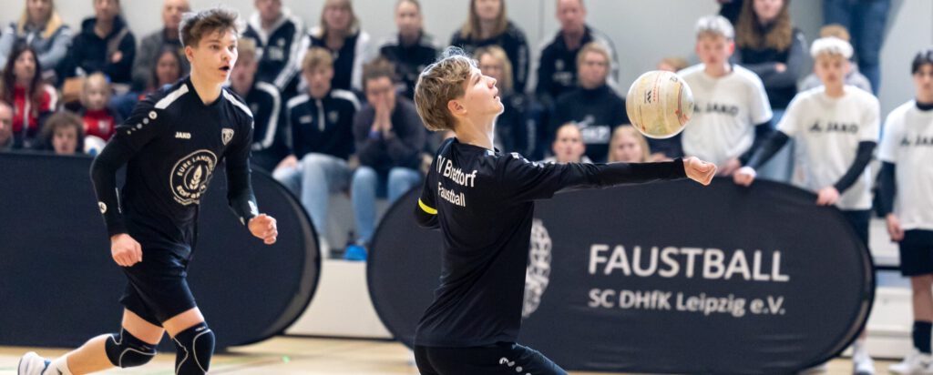 U16-DM in Leipzig: Brettorfer Faustballer kämpfen sich auf Platz fünf